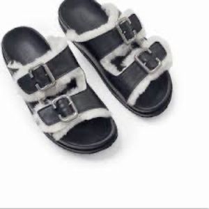 FREDA SALVADOR Shen Shearling Sandal